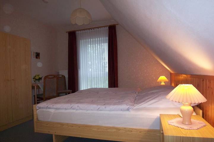 Ferienwohnung für 6 Personen, mit Whirlpool und Garten in Schwabstedt - 2