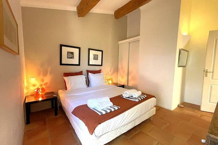 Location de vacances pour 6 personnes, avec jardin et terrasse dans Plage De Maora - 4