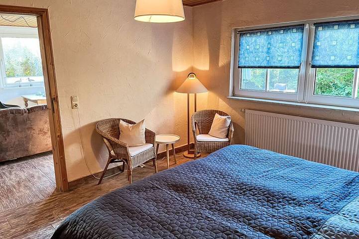 Bungalow für 5 Personen, mit Terrasse und Garten in Trassenheide - 2