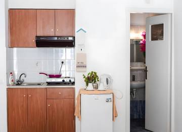 Studio voor 2 Personen in Kamari, Santorini, Afbeelding 3