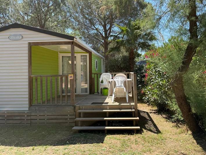 Flower Camping Le Mas de Mourgues - Mobilheim 4 personen - Mobilheim Olivier Confort 29m² (2 Zimmer) - Terrasse 9 m²+ Tv + Klimaanlage 4 pers. in Vauvert, Mittelmeerküste (Frankreich)