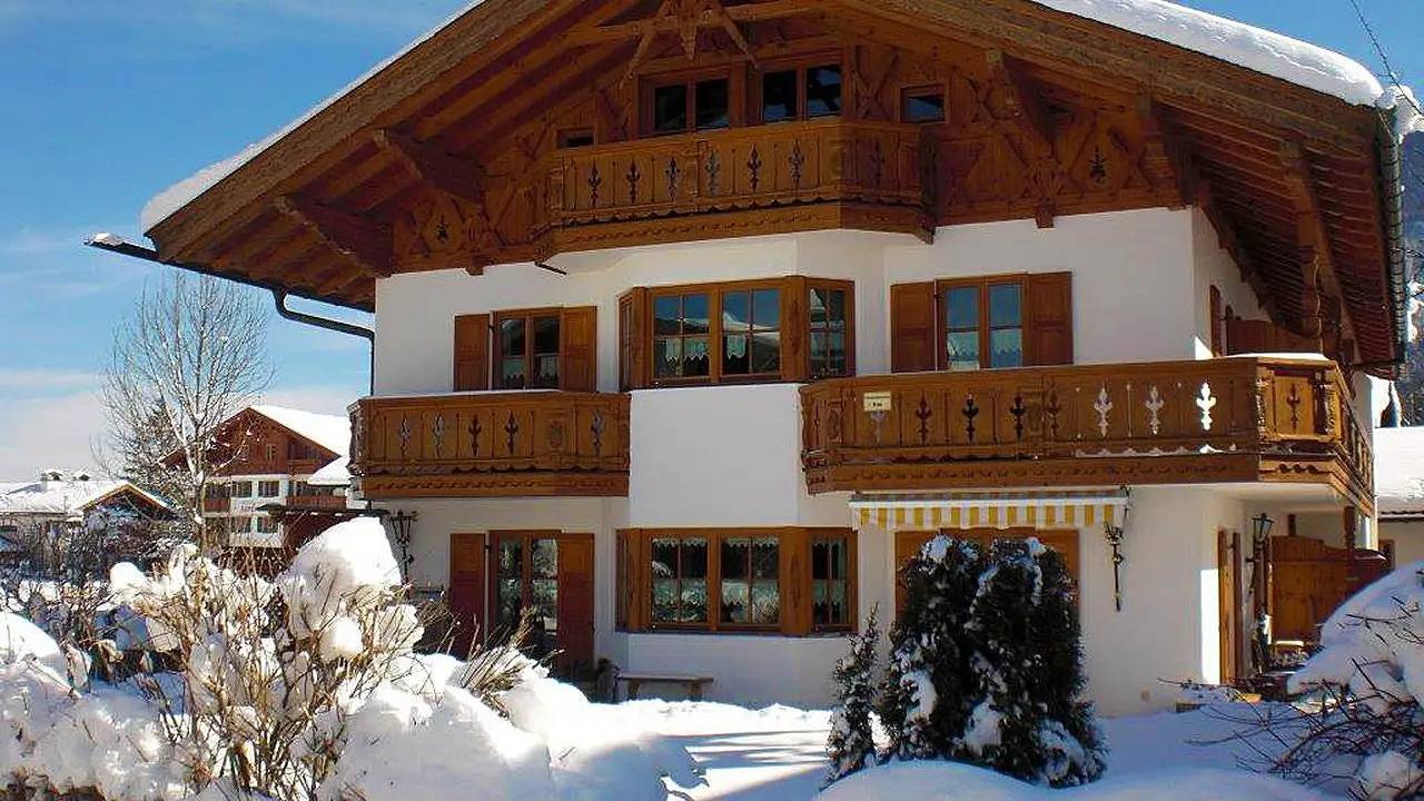 Ganze Ferienwohnung, Ferienwohnung für 2 Personen (33 m²) in Krün in Krün, Bayerische Alpen