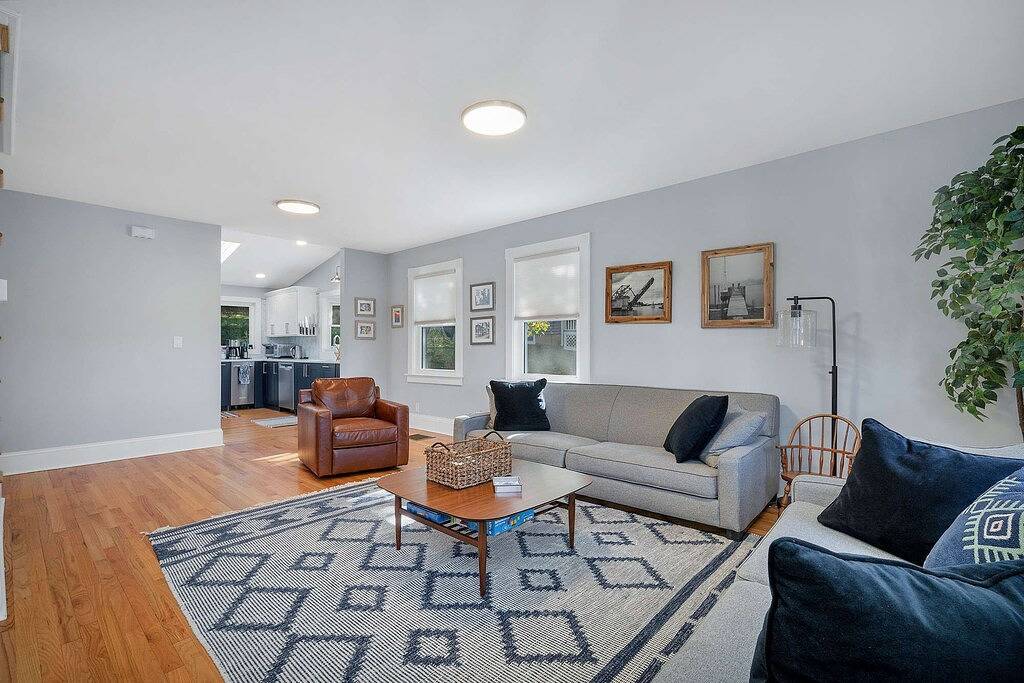 Following Seas | Modern Charmer Walk to Downtown! in Mystic, Connecticut