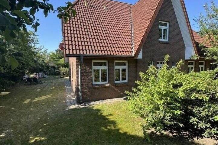 Ferienhaus für 9 Personen, mit Sauna und Whirlpool sowie Terrasse in Spieka-Neufeld - 4