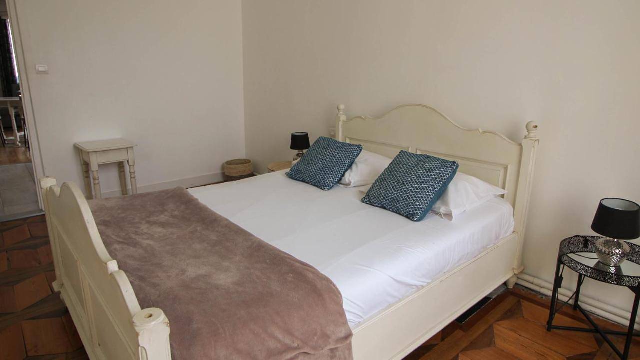 One-Bedroom Apartment in Angoulême, Charente