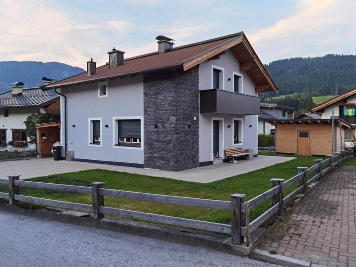 Vakantiehuis voor 15 personen, met tuin en uitzicht in Fieberbrunn