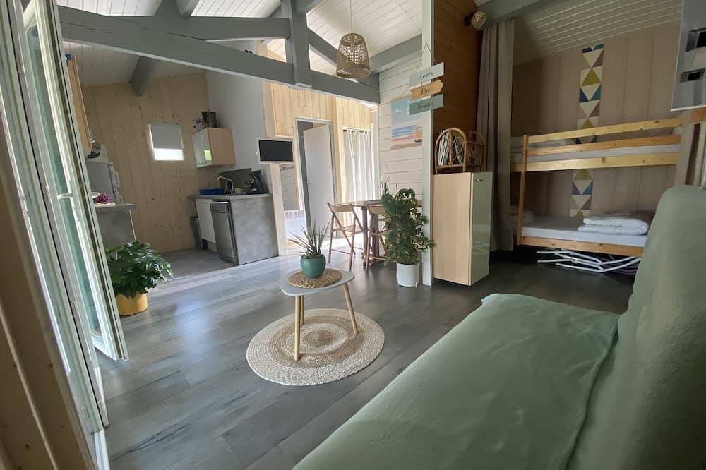 Lège, Maison bois et sa cabane perchée Pistes Cyclablesà 50m pour l'océan. in Lège-Cap-Ferret, Région d'Arcachon