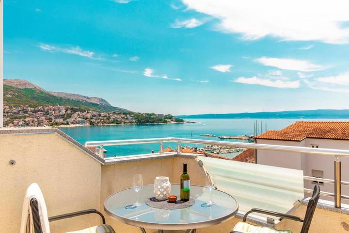 Ferienwohnung für 4 Personen, mit Ausblick und Balkon, kinderfreundlich