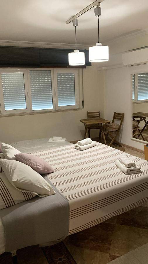 Apartamento inteiro, Guest House Patrocinio in Corroios, Halbinsel von Setúbal