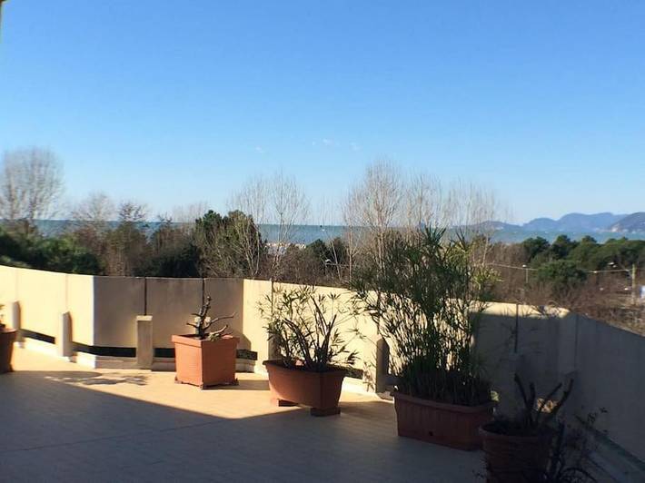 Appartamento per 7 persone, con Balcone e Terrazza nonché Giardino e Panorama a Marina di Massa