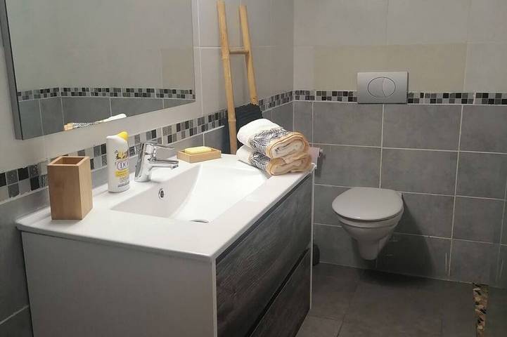 Ganze Wohnung, Ideal apartment for three people in La Côte Vermeille, Cerbère