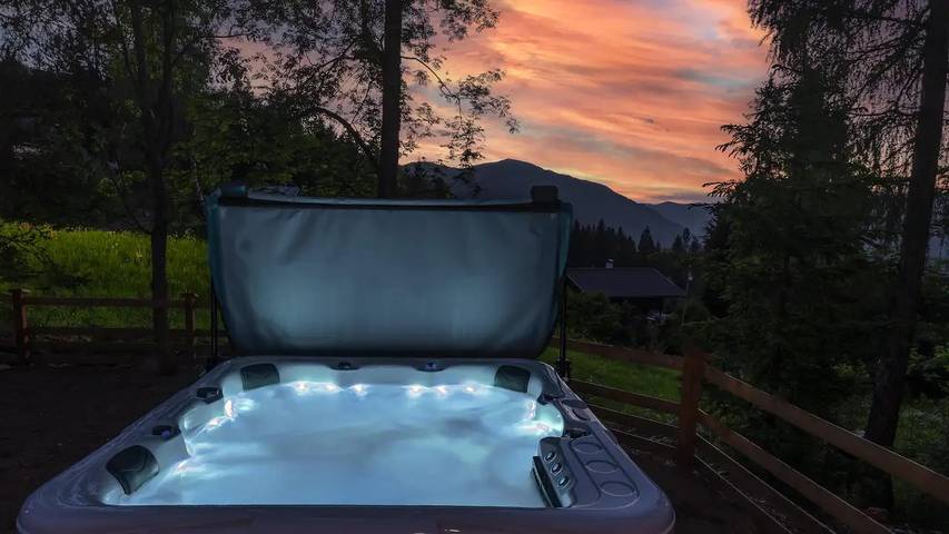 Ferienhaus für 6 Personen, mit Whirlpool und Garten sowie Sauna - 1