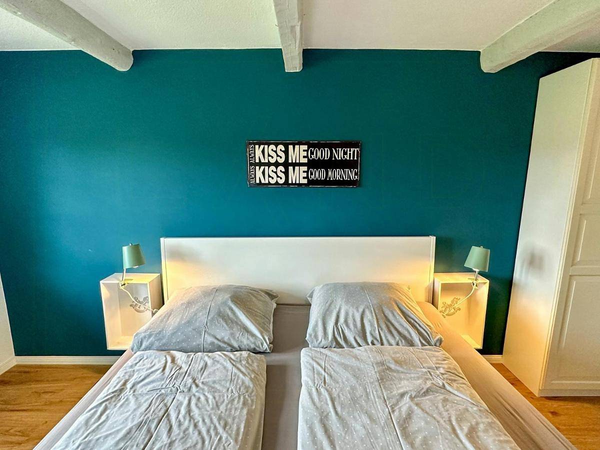 Three-Bedroom Holiday Home in Osterhever, Eiderstedt