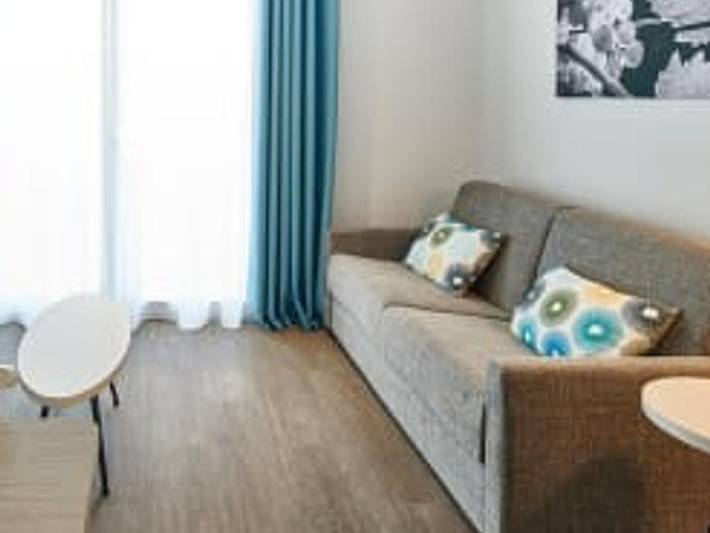 Location de vacances pour 4 personnes, avec sauna et balcon, animaux acceptés à Jonzac - 2