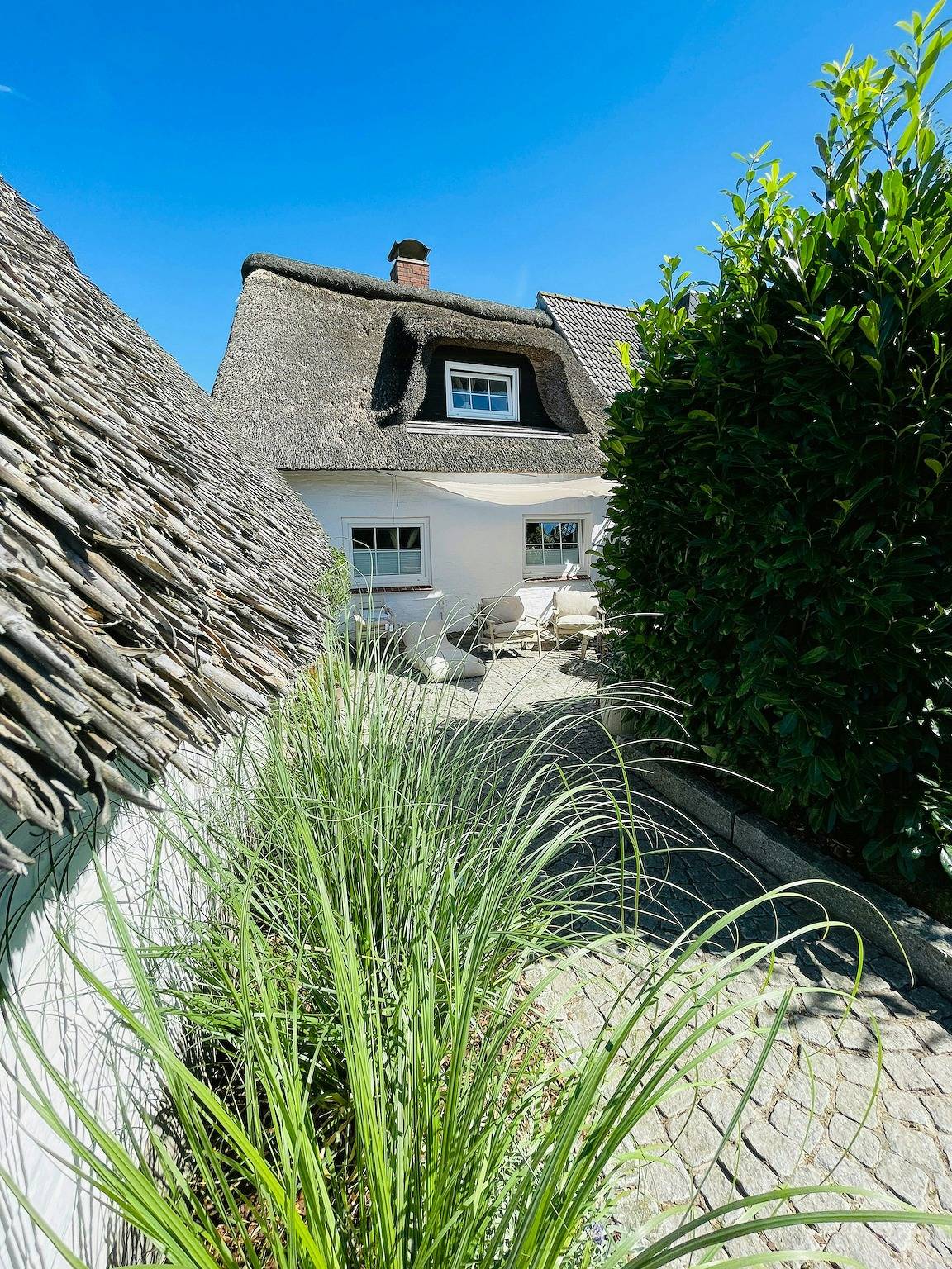 Historische Reetdachkate in der Holsteinischen Schweiz in Klamp, Südliche Ostseeküste