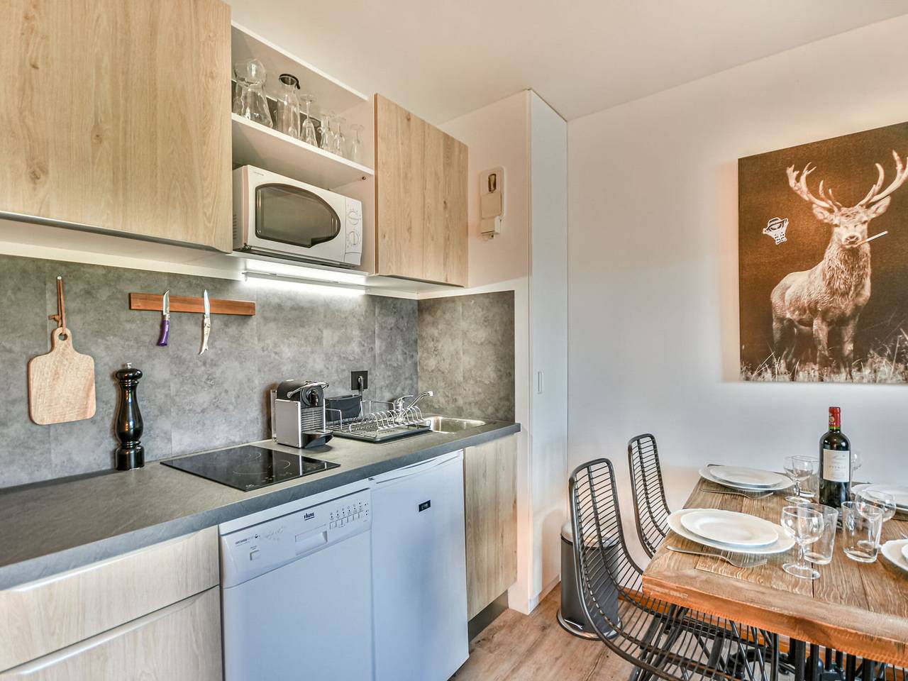 Entire apartment, Renovated apartment 4 pers, center of Les Gets, close to lifts, balcony, parking in Les Gets, Les Portes du Soleil