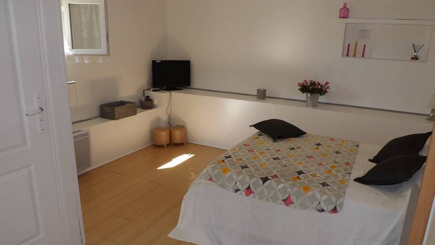 Gîte pour 4 personnes, avec jardin à Vitrac - 2