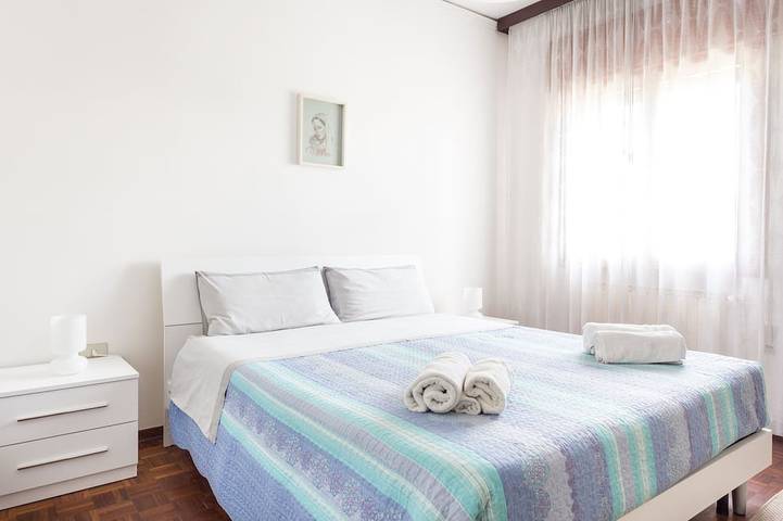 Ganze Wohnung, 2-Zimmer-Wohnung + Parkplatz in Venedig, Lagune von Venedig