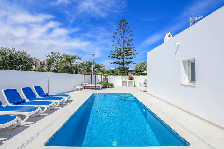 Casa vacanza per 6 persone a Cala Blanca