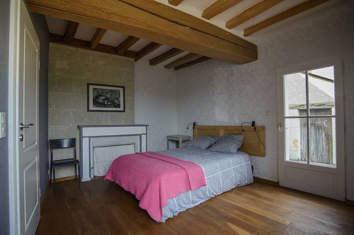 Location de vacances pour 5 personnes, avec jardin à Fontevraud-l'Abbaye - 2