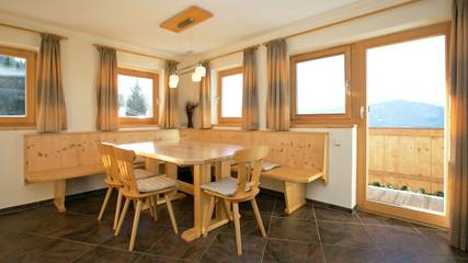 Chalet voor 11 Personen in Hopfgarten im Brixental, Hohe Salve, Afbeelding 4