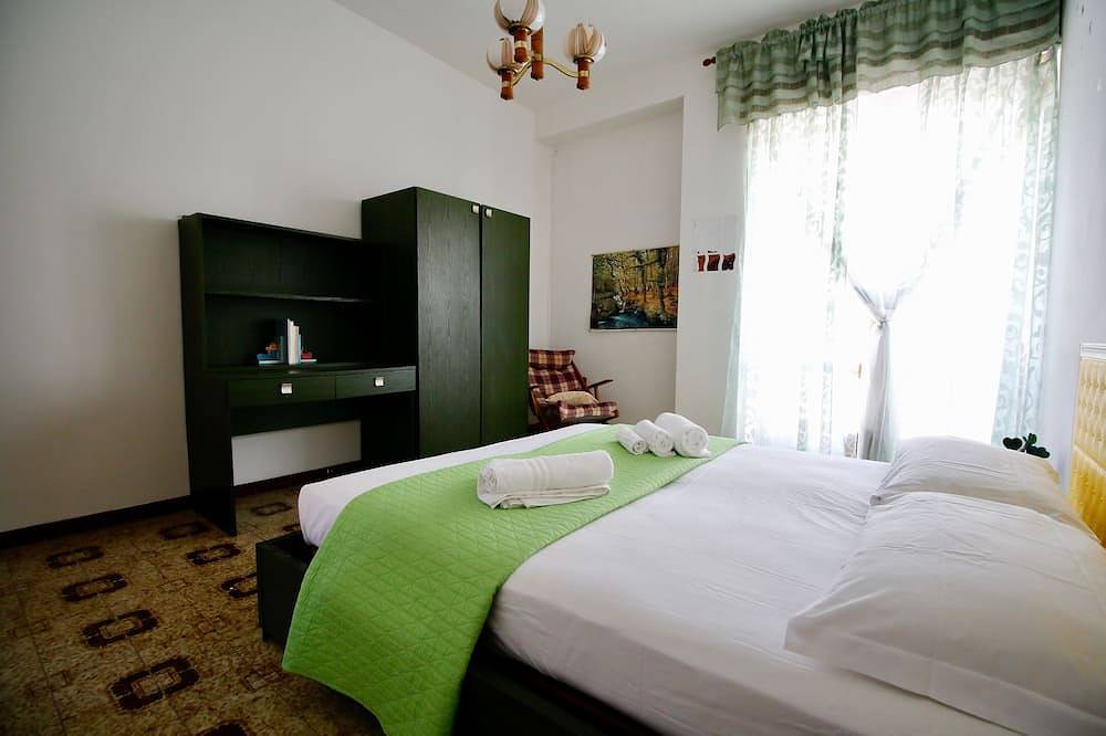Appartamento intero, Historic Apartment with Sea View Balcony in Scicli, Provincia di Ragusa
