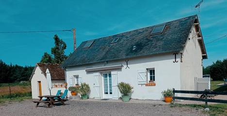Gîte pour 7 personnes, avec vue sur le lac et vue à Mur-de-Sologne
