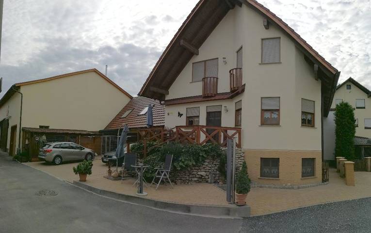 Ferienhaus für 2 Personen, mit Terrasse und Balkon/Terrasse in Bad Staffelstein - 3