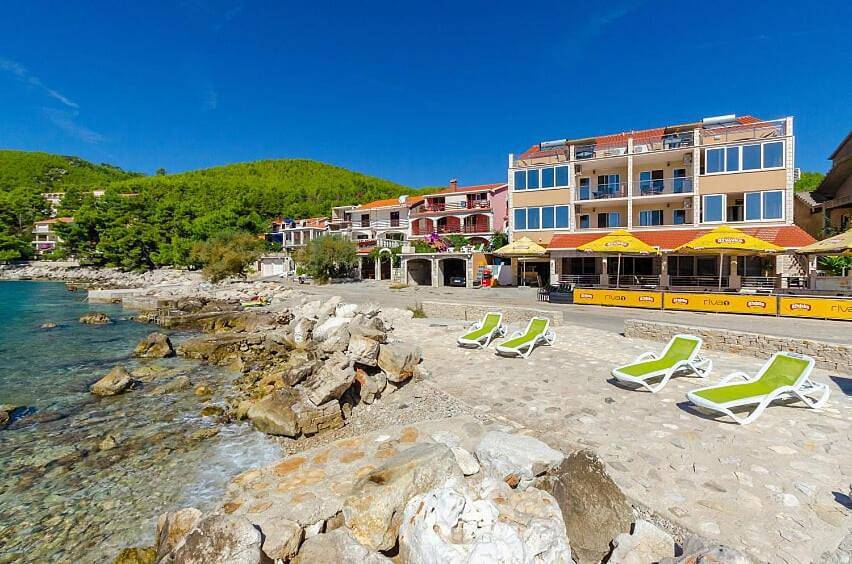 Riva1 Apartments and Rooms in Blato, Korcula