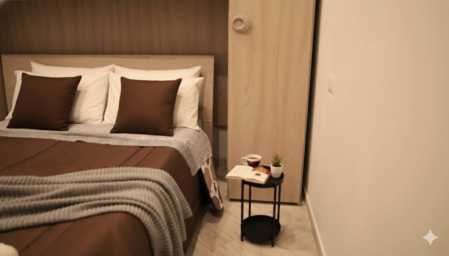 Studio entier, À deux pas de Scavi, vous bénéficierez d'un parking gratuit et d'une connexion Wi-Fi in Pompei, Province de Naples