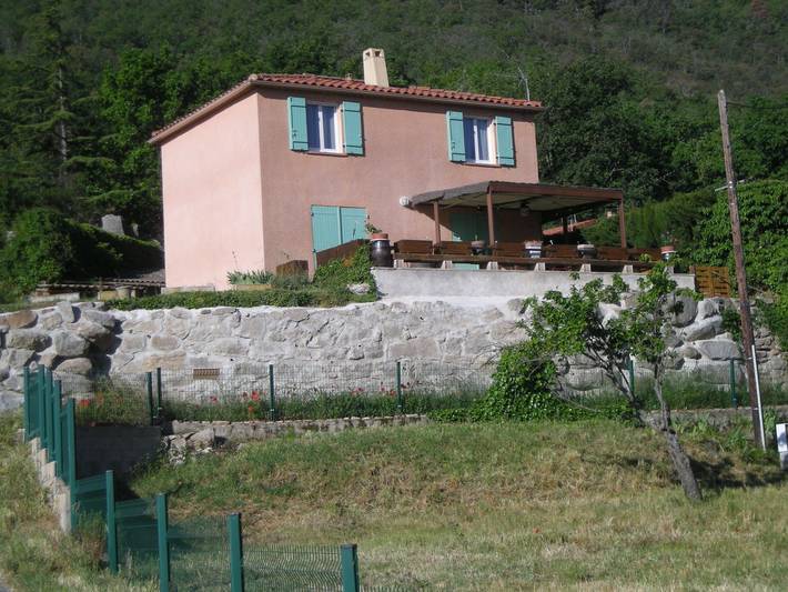 Gîte pour 4 personnes, avec terrasse et jardin dans Parc naturel régional des Pyrénées catalanes - 3