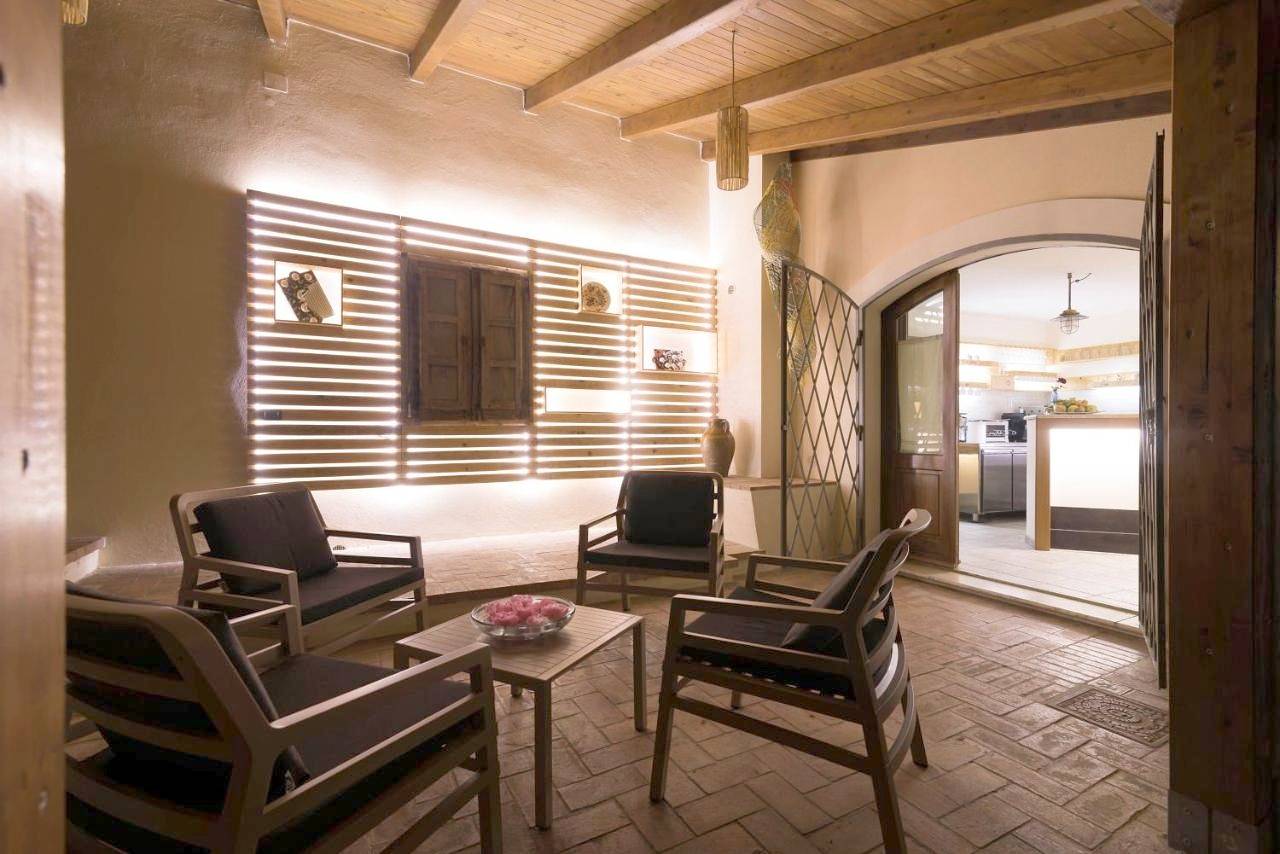 Bbuss Country Club in Catanzaro, Provincia di Catanzaro