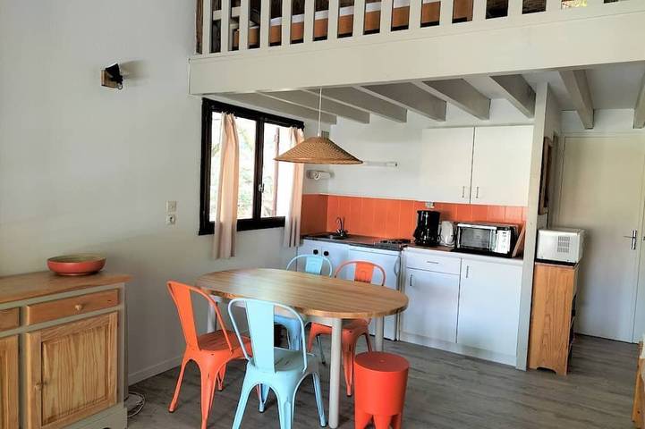 Gîte pour 4 personnes, avec jardin à Lacanau - 2