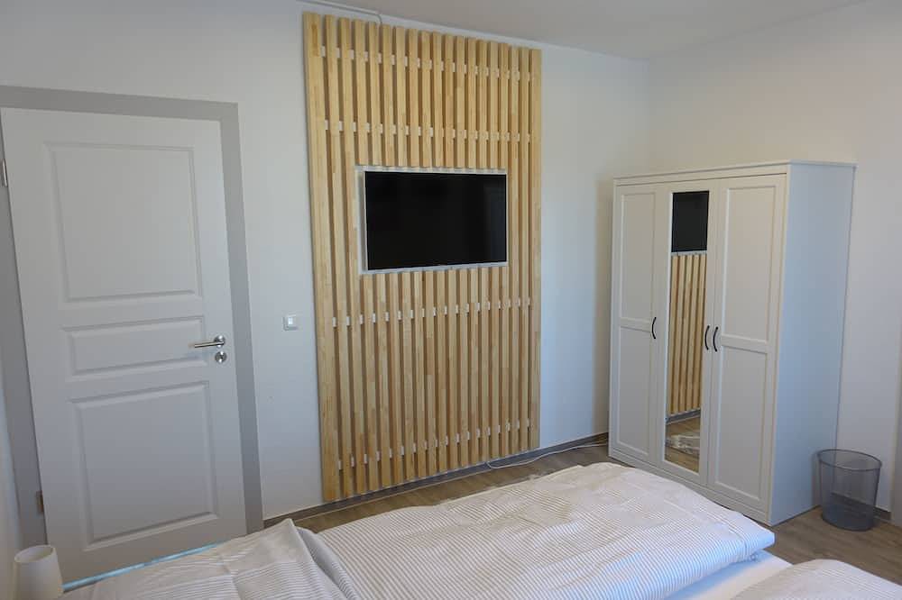 250qm Ferienhaus nahe Berlin für 13 Personen mit Grundstück in Heidesee, Dahme-Seengebiet
