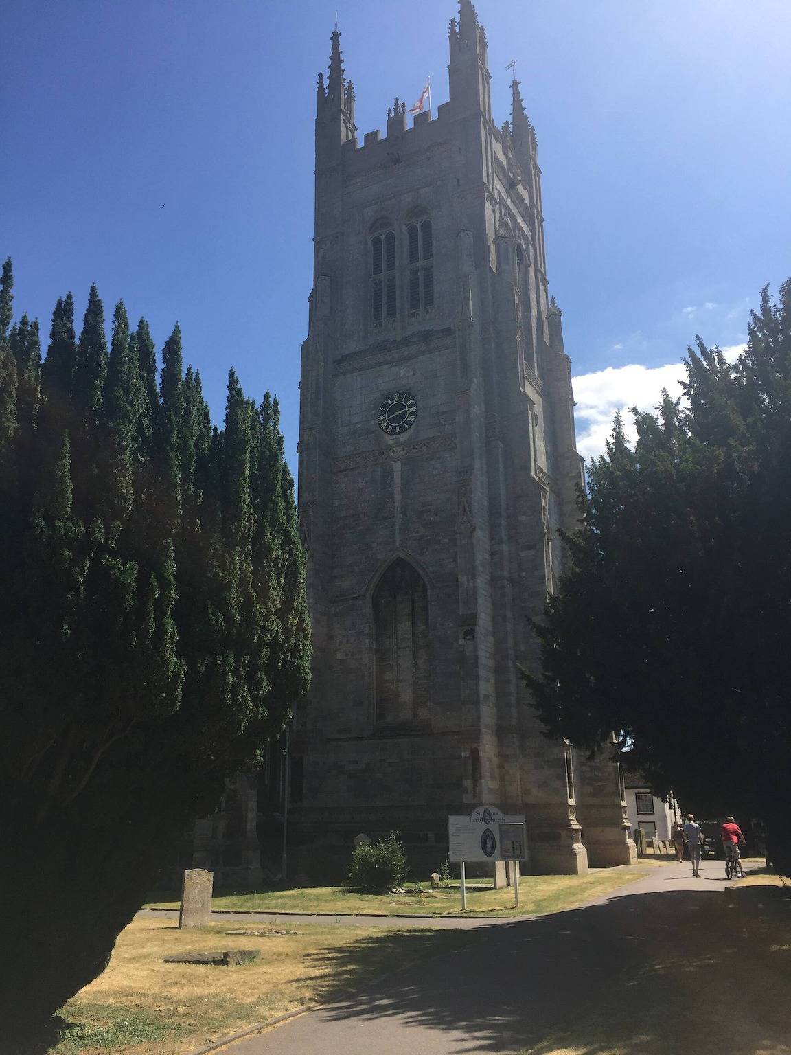 River House  2Br  1 bathroom & downstairs toilet  Parking  St Neots Town Centre in St Neots, Cambridgeshire