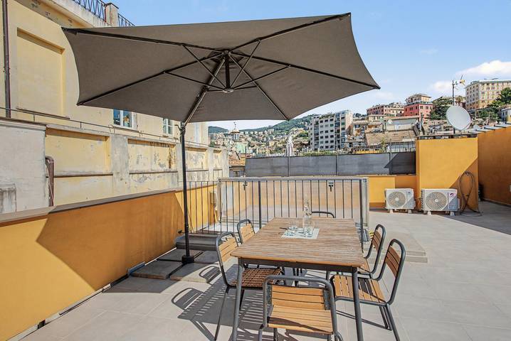 Entire apartment, Residenza Pellicceria – Rooftop Terrace in a Historic Palazzo dei Rolli in Genova (City), Genoa