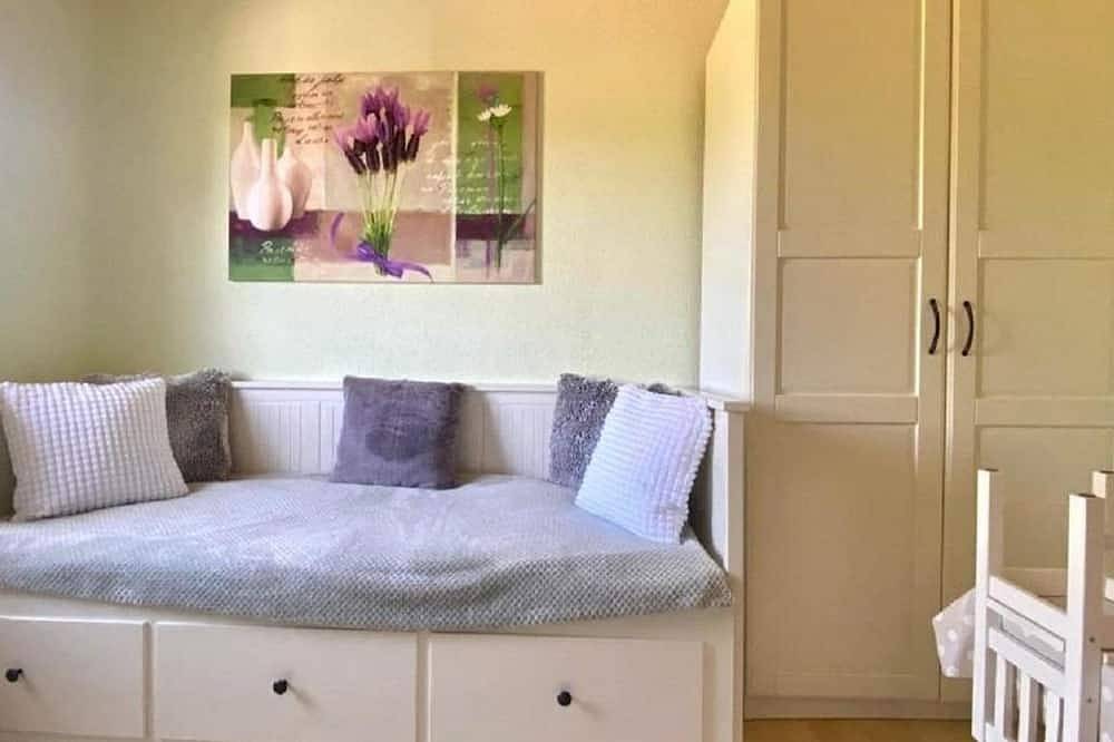 Ganze Wohnung, Ferienhaus Himmelsscheibe - Appartement/Fewo, Bad, Wc in Querfurt, Saale-Unstrut