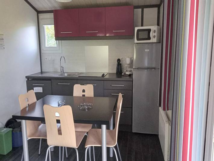 Location de vacances pour 2 personnes, avec piscine et terrasse à Marminiac - 4