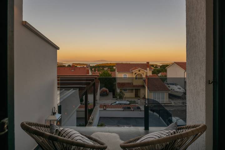 Location de vacances pour 8 personnes, avec vue sur l’océan et jardin à Premantura - 3