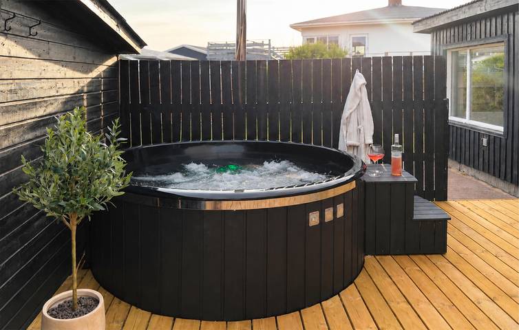 Ferienhaus für 8 Personen, mit Terrasse - 1
