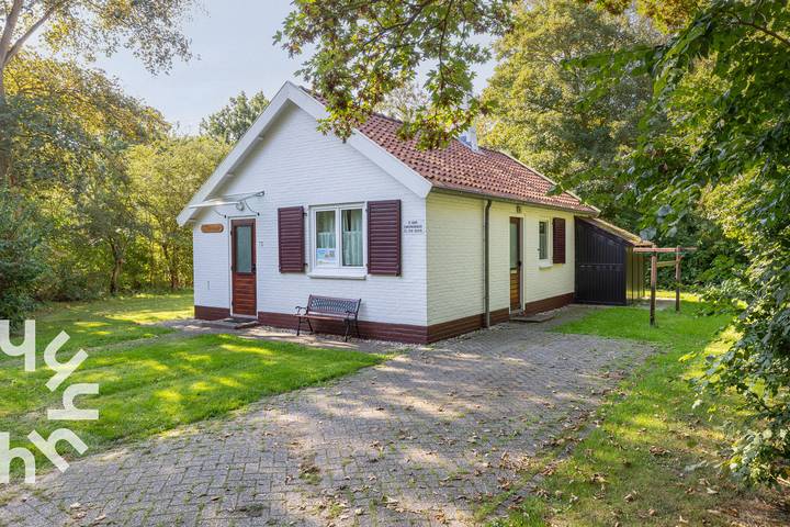 Ferienhaus für 4 Personen, mit Terrasse und Garten