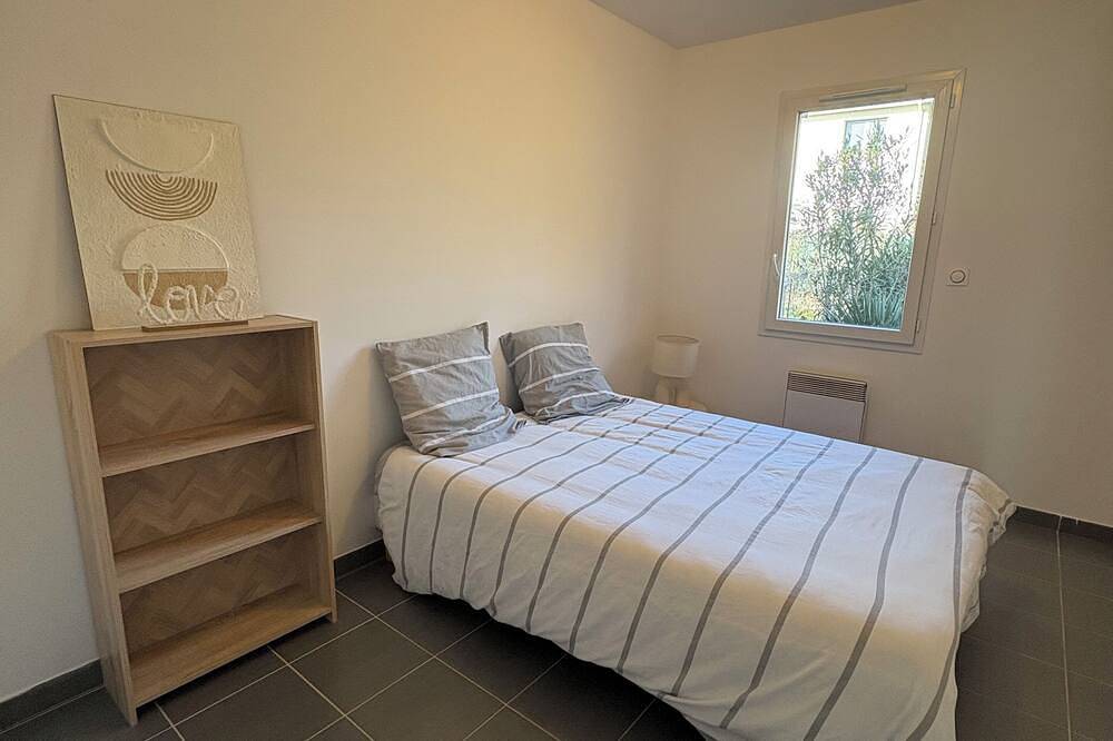 Comfortable house near Bordeaux & Arkéa Arena + parking lot in Bouliac, Bordeaux region