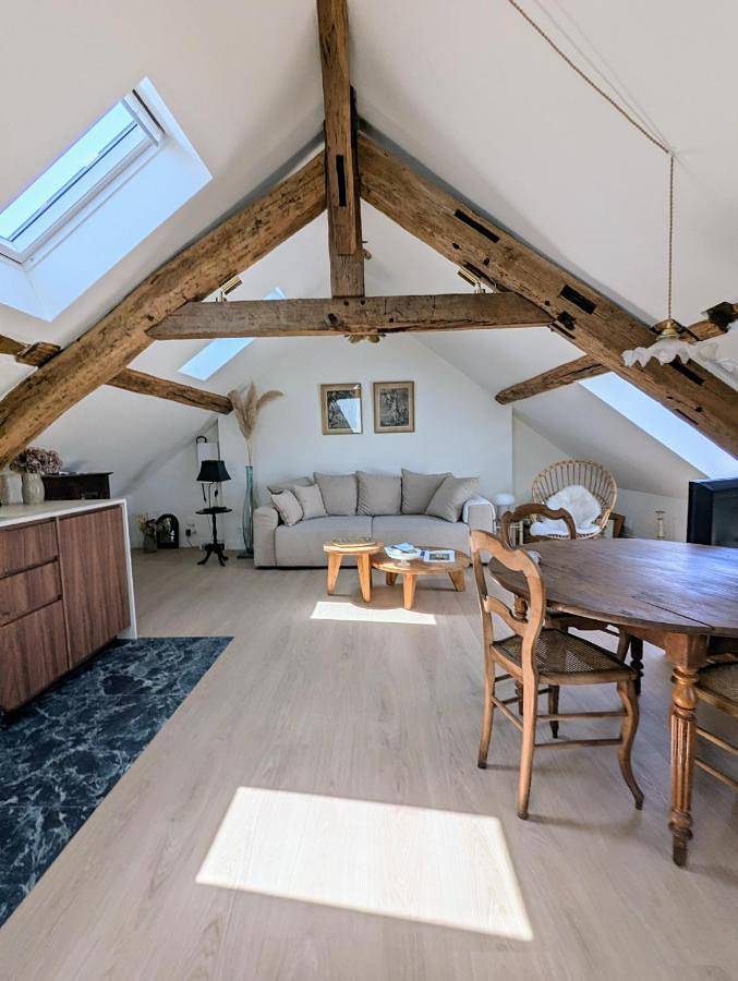 Appartement entier, One-Bedroom Apartment in Chantilly, Oise