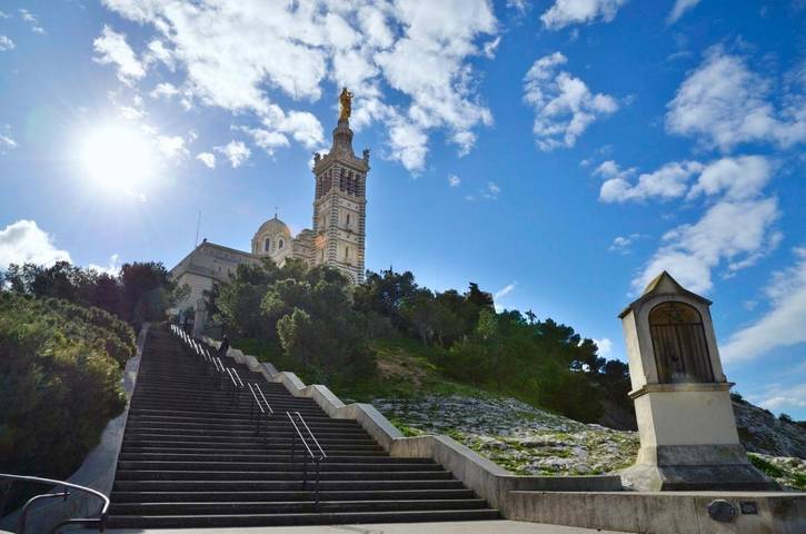 Chambre d’hôte pour 2 personnes, avec piscine et jardin à Aubagne - 4