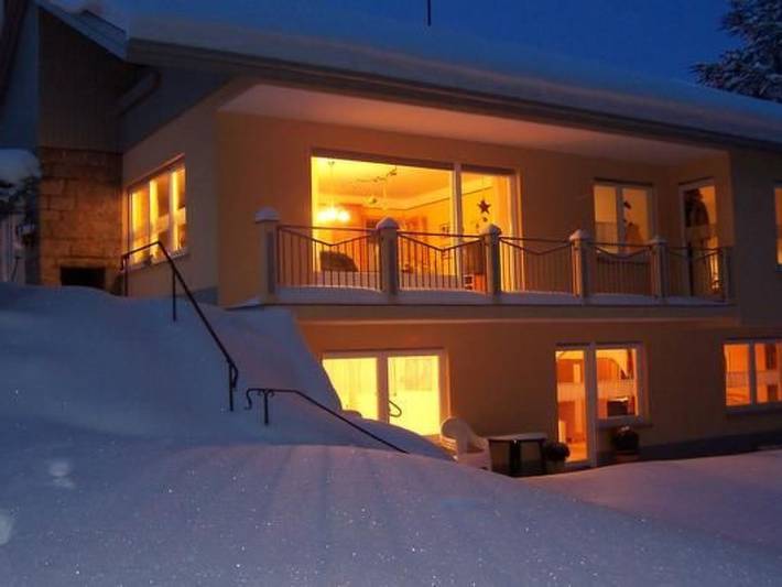 Ferienwohnung für 3 Personen, mit Terrasse und Garten sowie Pool in Schönwald im Schwarzwald