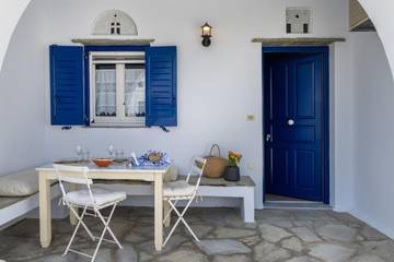 Location de vacances pour 4 personnes, avec terrasse, animaux acceptés dans Tinos