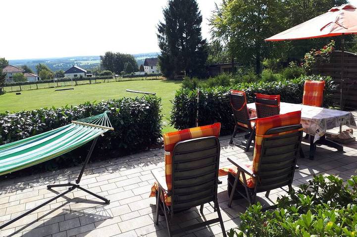 Ferienhaus für 5 Personen, mit Terrasse und Garten in Mützenich (Monschau)