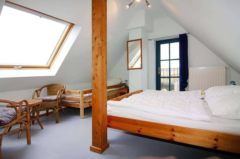 Ferienhaus im Hafendorf Vieregge auf Rügen in Vieregge, Neuenkirchen (Rügen)