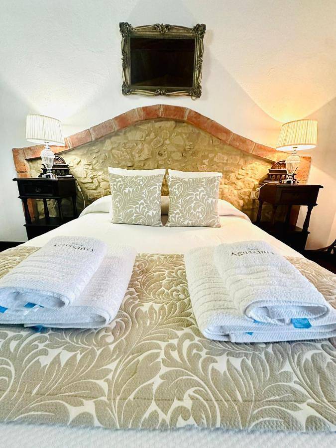 Chalet para 16 personas, con vistas y terraza además de piscina y jardín en Provincia de Badajoz - 3