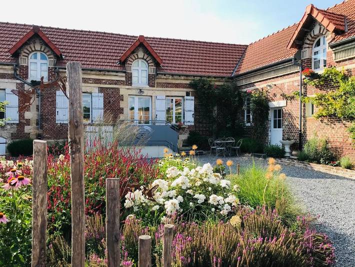 Chambre d’hôte pour 2 personnes, avec Terrasse ainsi que Jardin et Vue en Picardie
